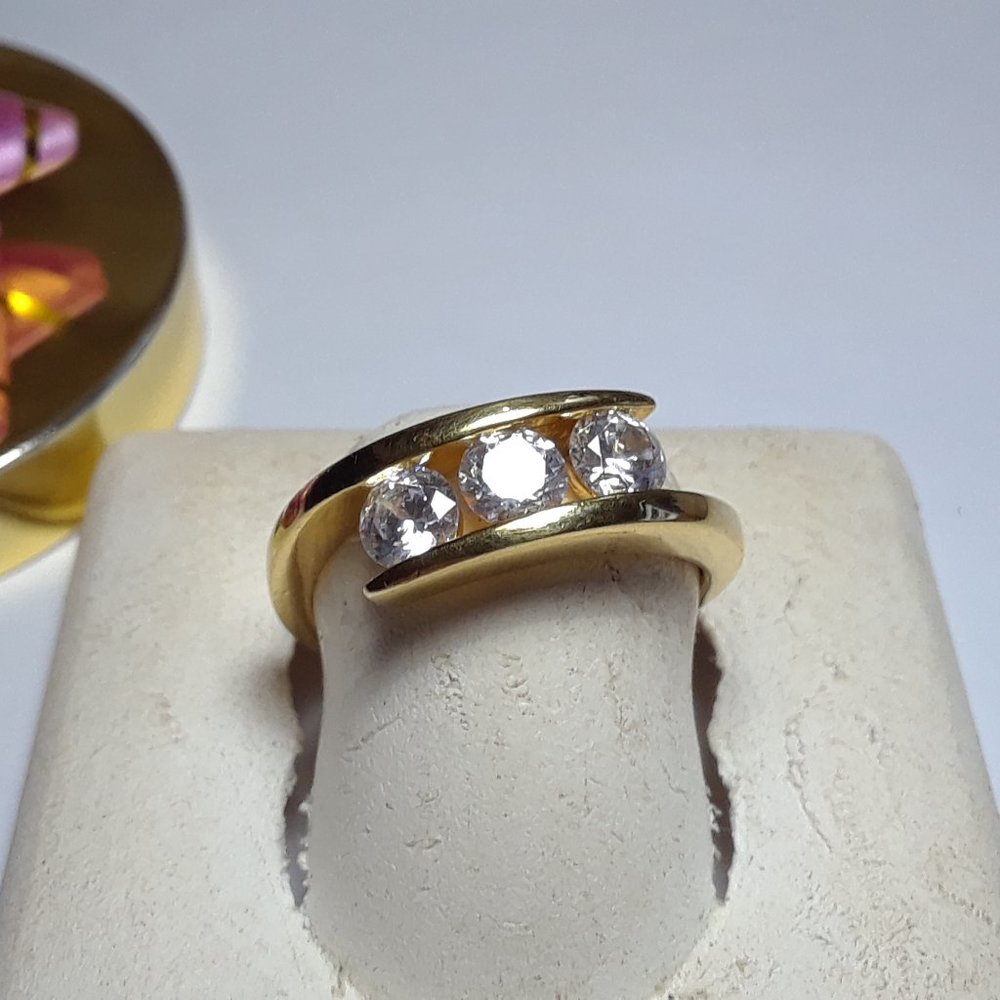 Estate .75cttw Round 3 CZ Criss Cross Channel 925/14Kt YG polished Ring #16498